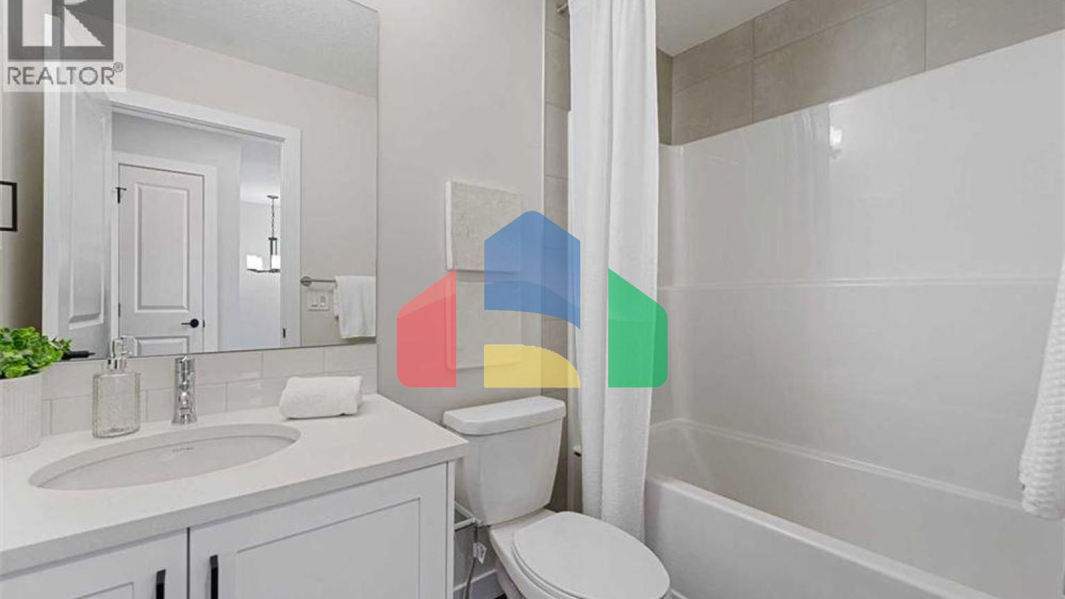 Residential - Single Family Home - Calgary, Canada - Canada