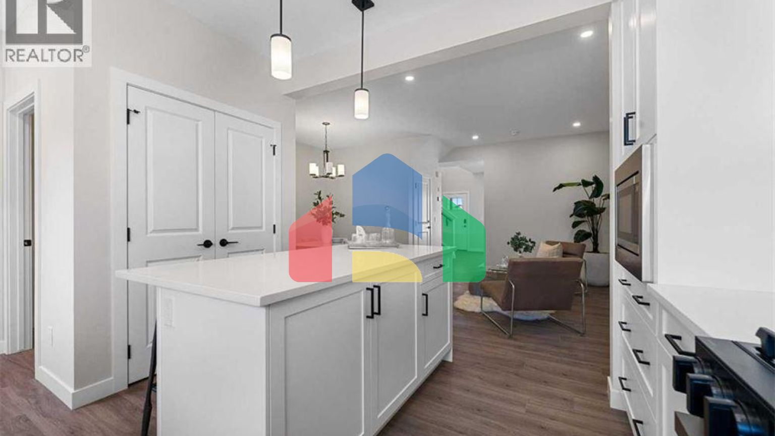 Residential - Single Family Home - Calgary, Canada - Canada