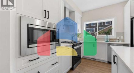 Residential - Single Family Home - Calgary, Canada - Canada