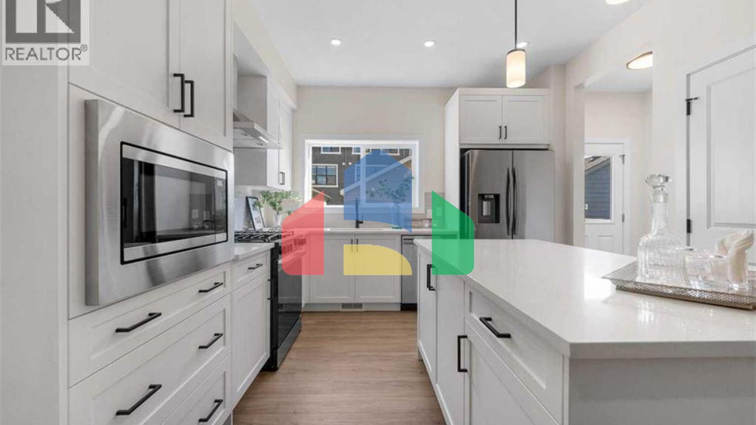 Residential - Single Family Home - Calgary, Canada - Canada