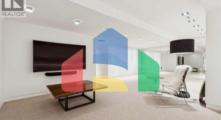 Residential - Single Family Home - Calgary, Canada - Canada