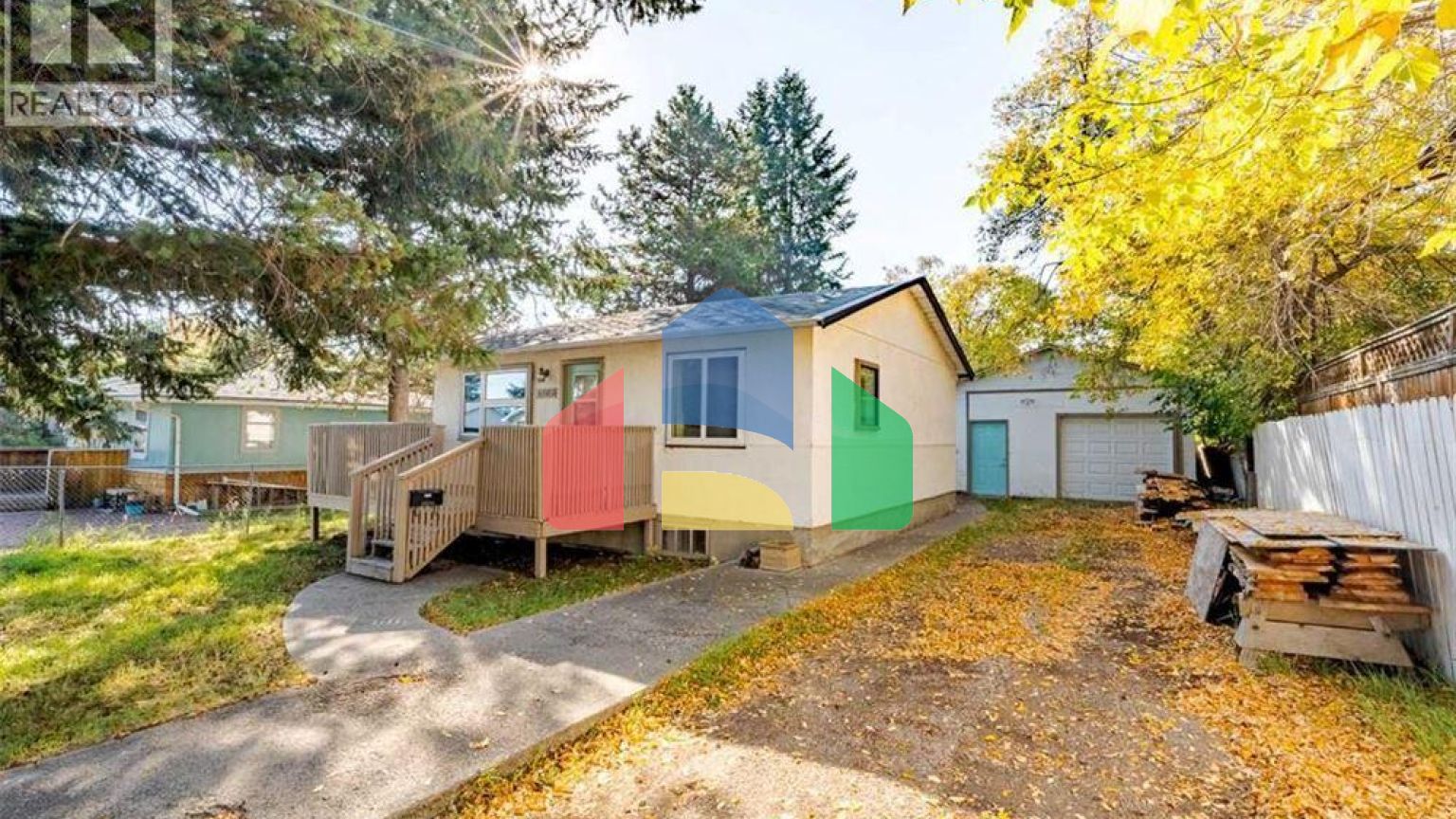 Residential - Single Family Home - Calgary, Canada - Canada