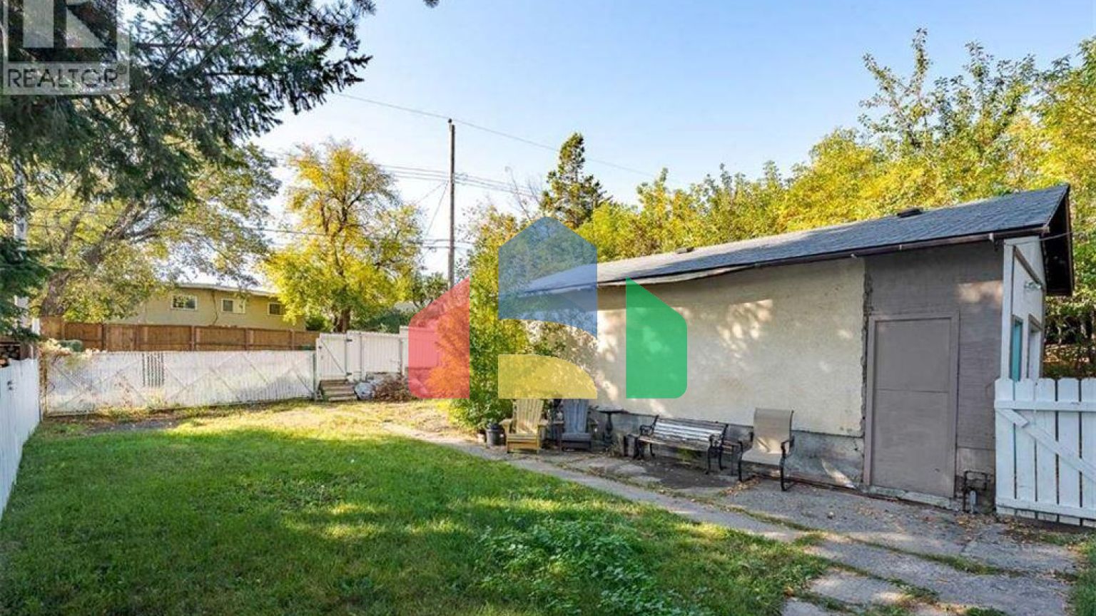 Residential - Single Family Home - Calgary, Canada - Canada