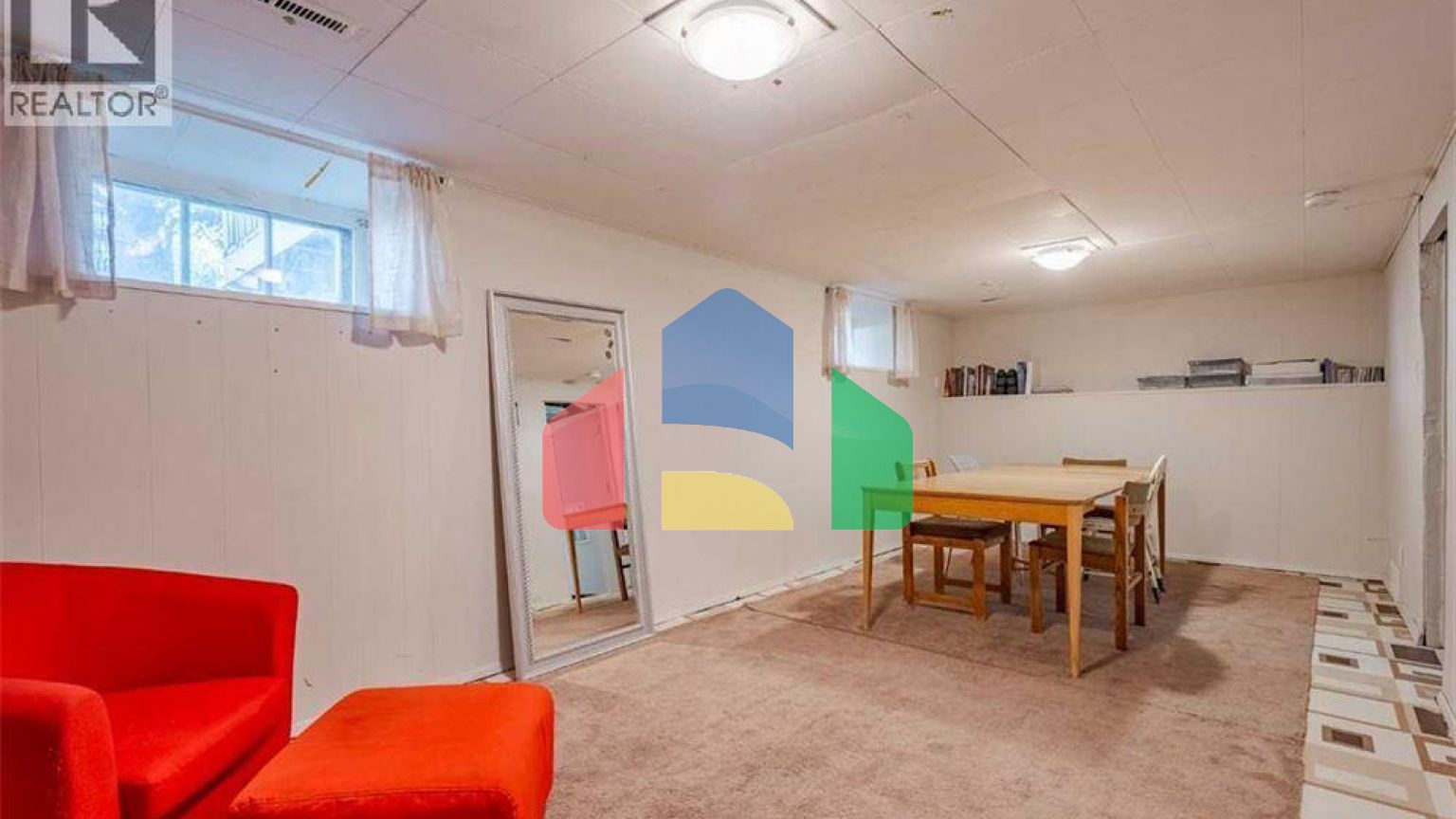 Residential - Single Family Home - Calgary, Canada - Canada