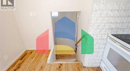 Residential - Single Family Home - Calgary, Canada - Canada