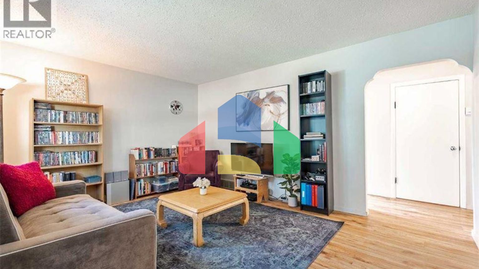 Residential - Single Family Home - Calgary, Canada - Canada