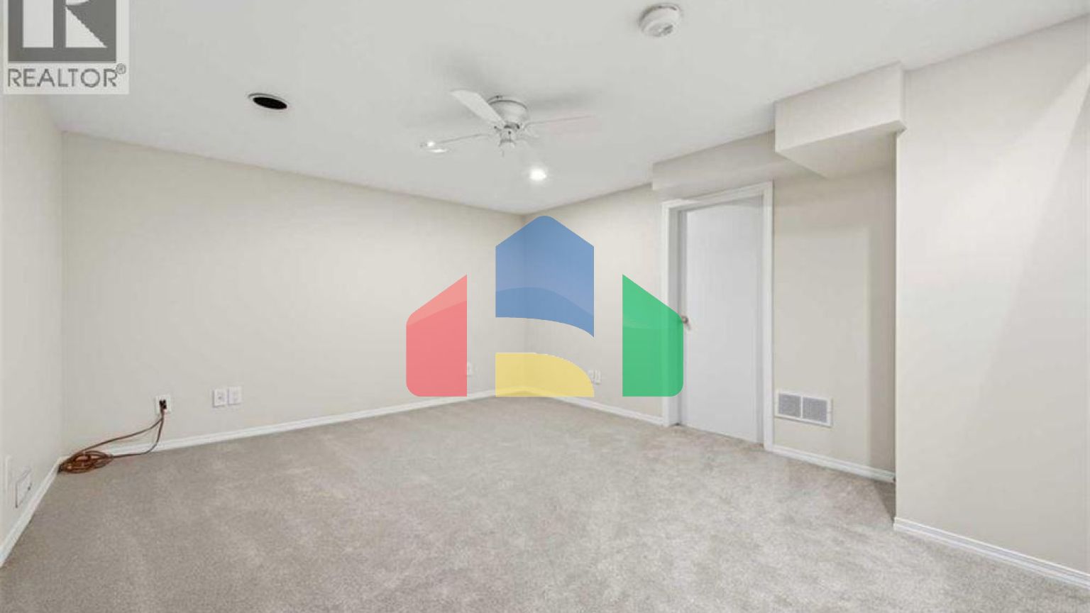 Residential - Townhouse - Calgary, Canada - Canada