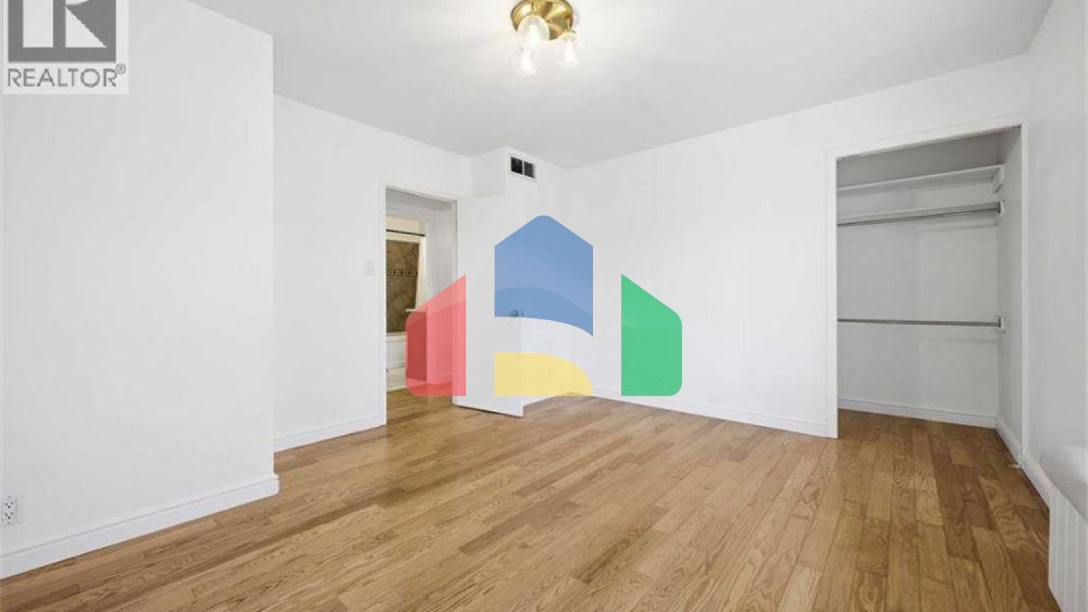 Residential - Townhouse - Calgary, Canada - Canada