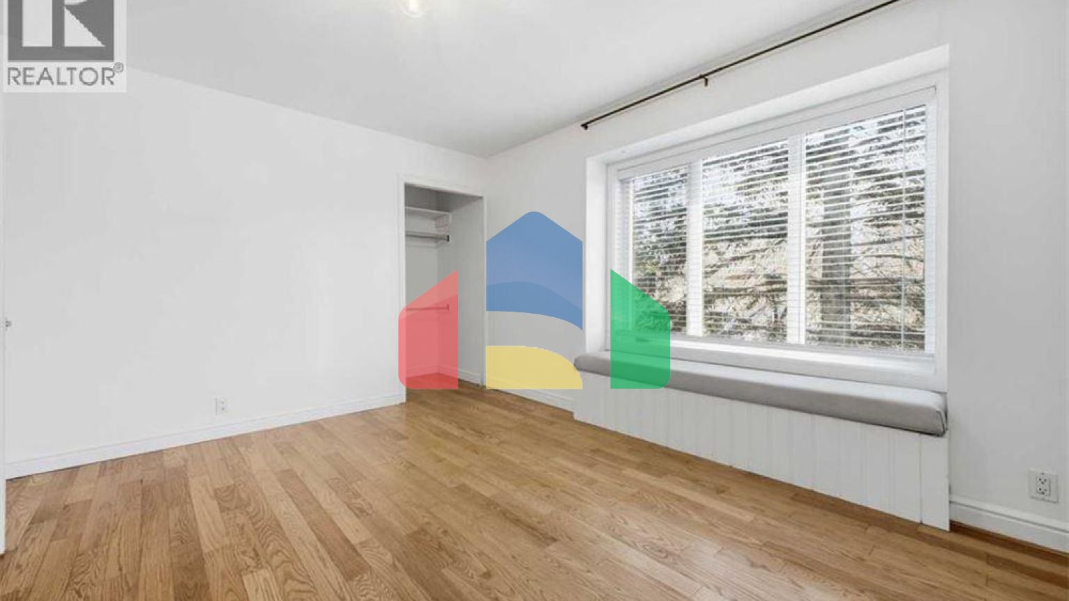 Residential - Townhouse - Calgary, Canada - Canada