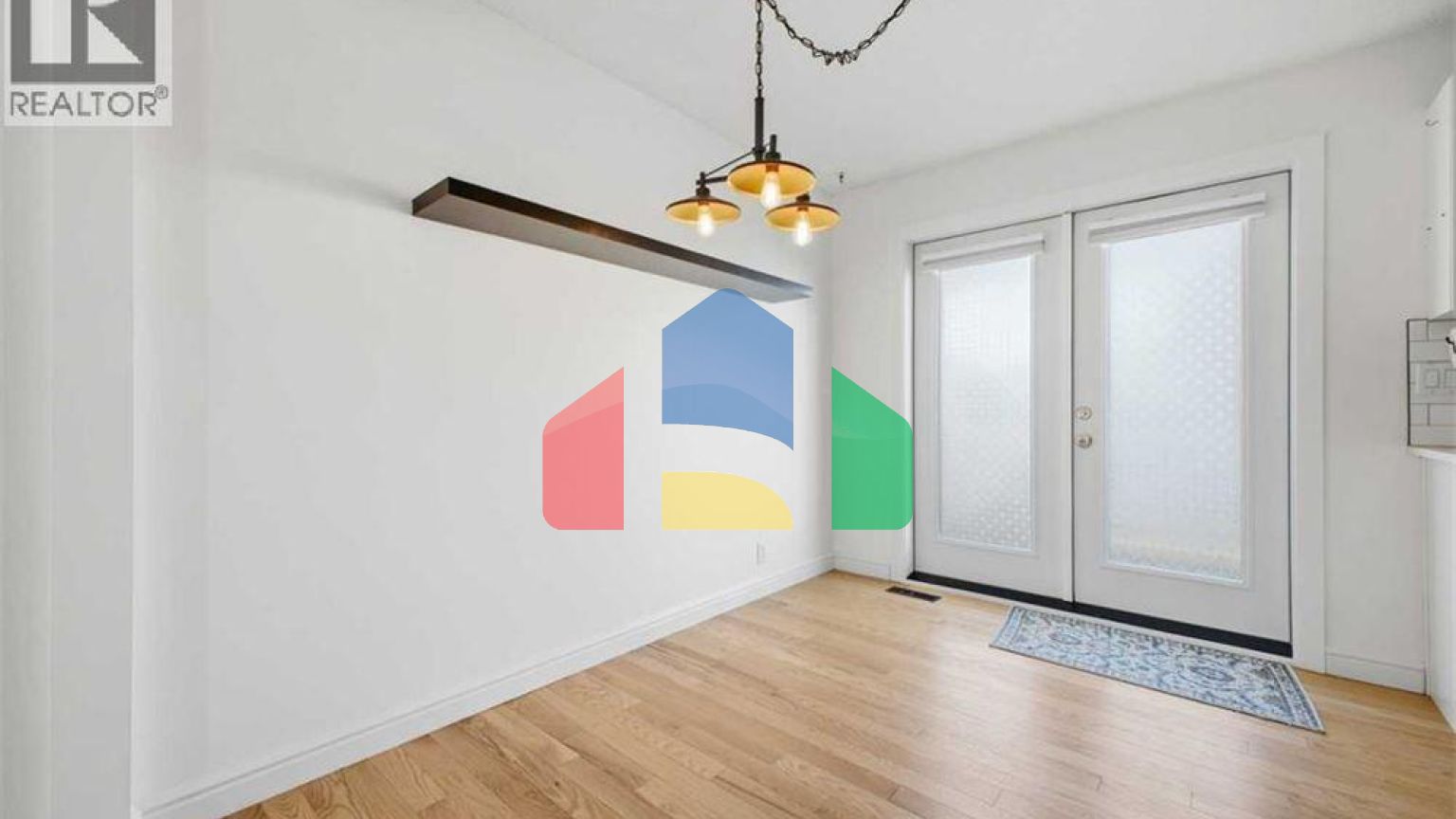 Residential - Townhouse - Calgary, Canada - Canada