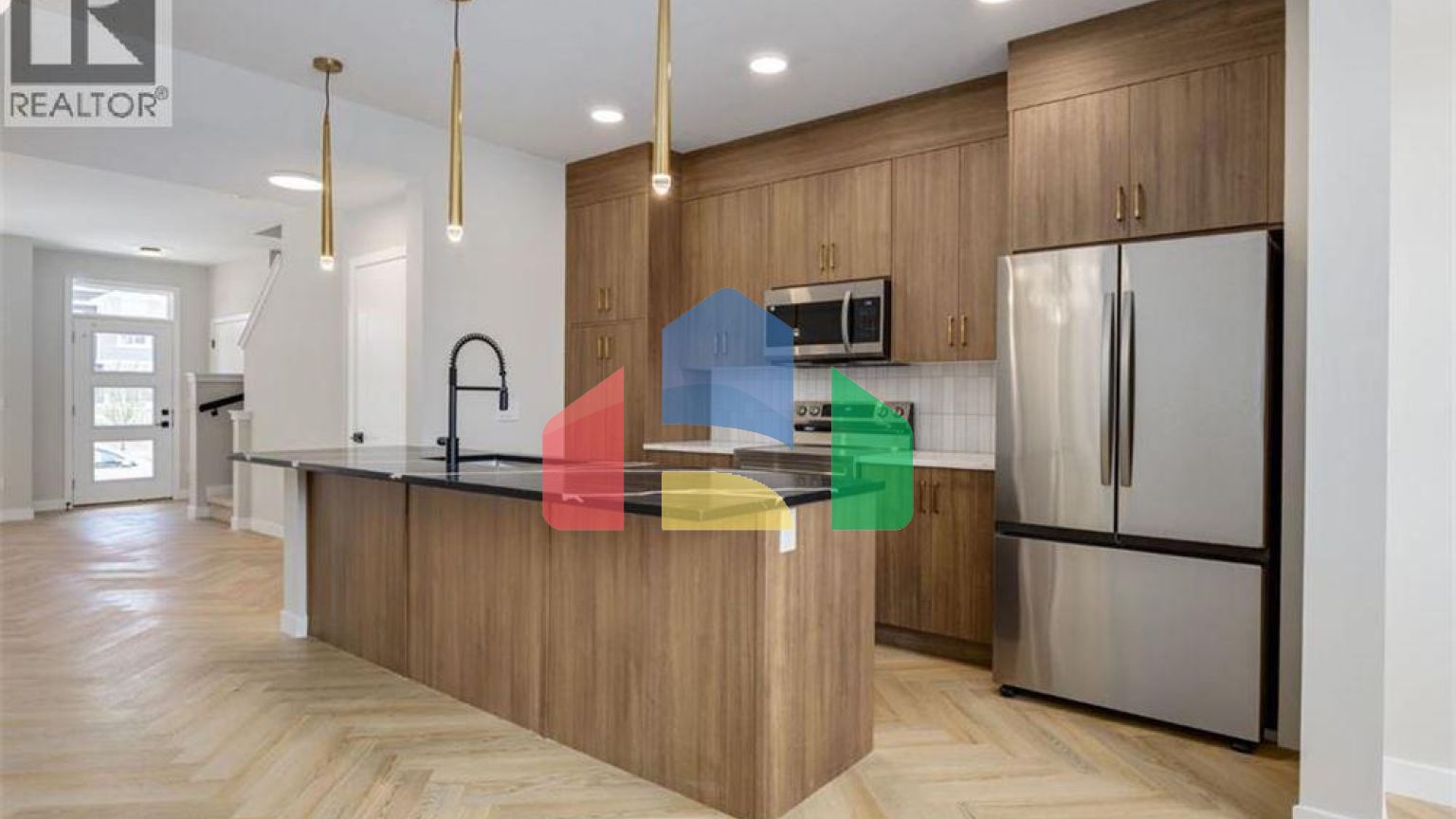 Residential - Single Family Home - Calgary, Canada - Canada