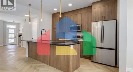 Residential - Single Family Home - Calgary, Canada - Canada