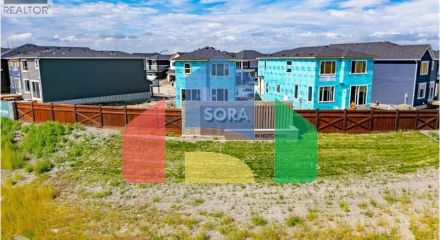 Residential - Single Family Home - Calgary, Canada - Canada