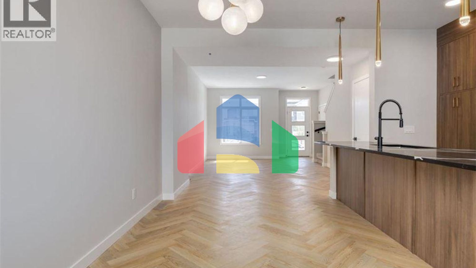 Residential - Single Family Home - Calgary, Canada - Canada