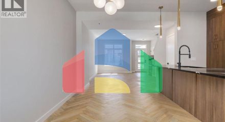 Residential - Single Family Home - Calgary, Canada - Canada