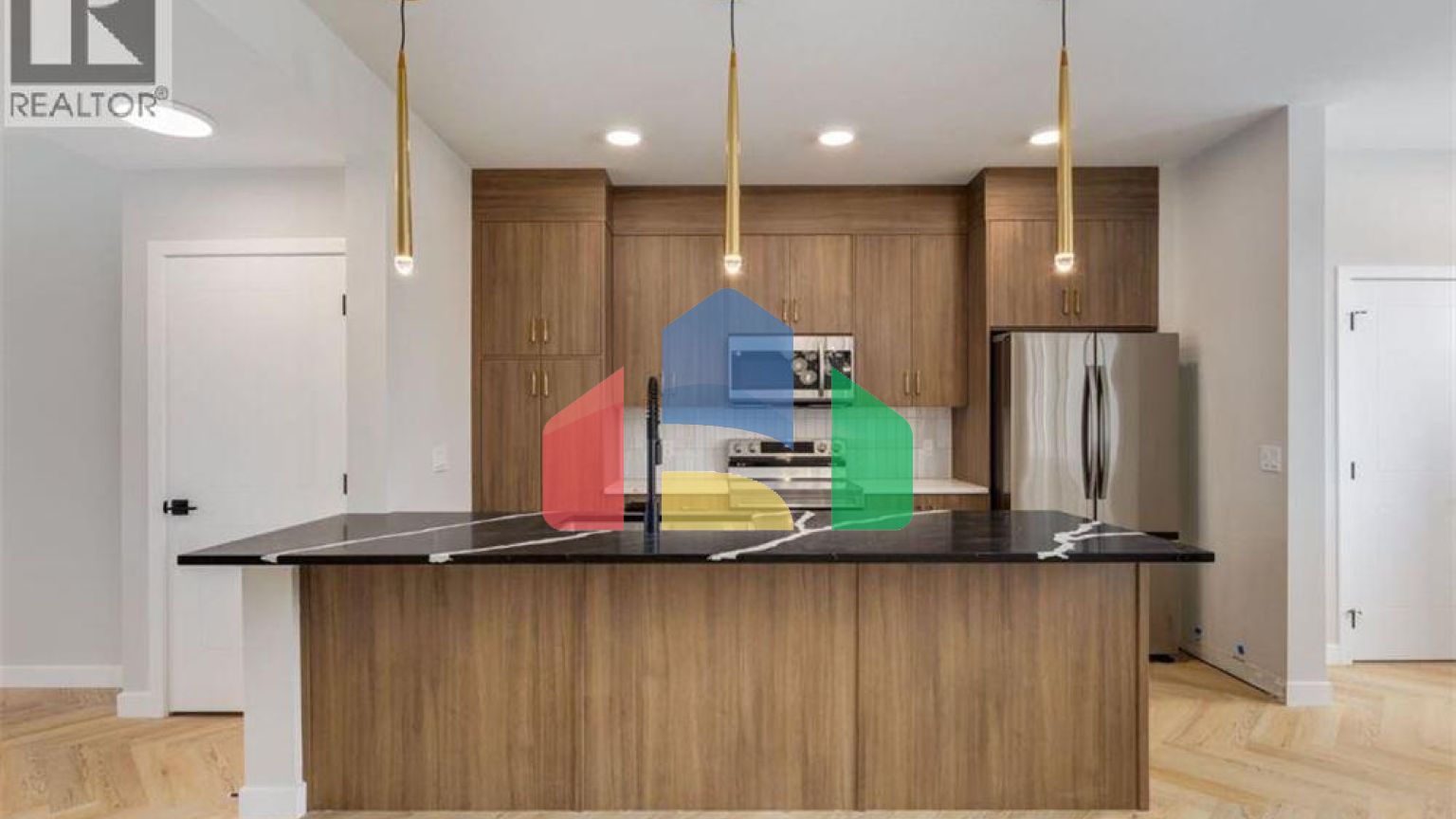 Residential - Single Family Home - Calgary, Canada - Canada