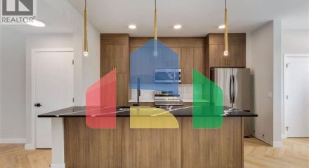 Residential - Single Family Home - Calgary, Canada - Canada