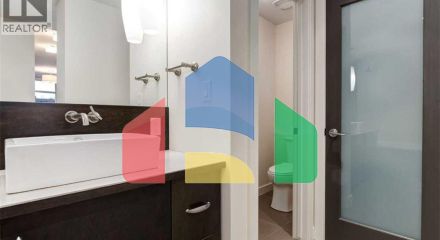 Residential - Single Family Home - Calgary, Canada - Canada