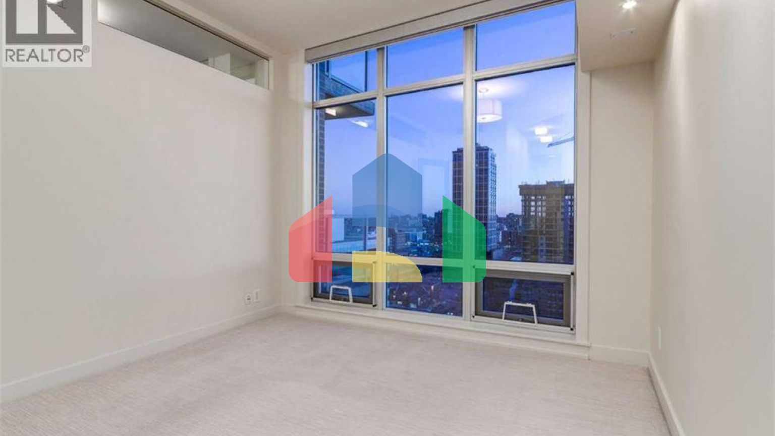 Residential - Single Family Home - Calgary, Canada - Canada