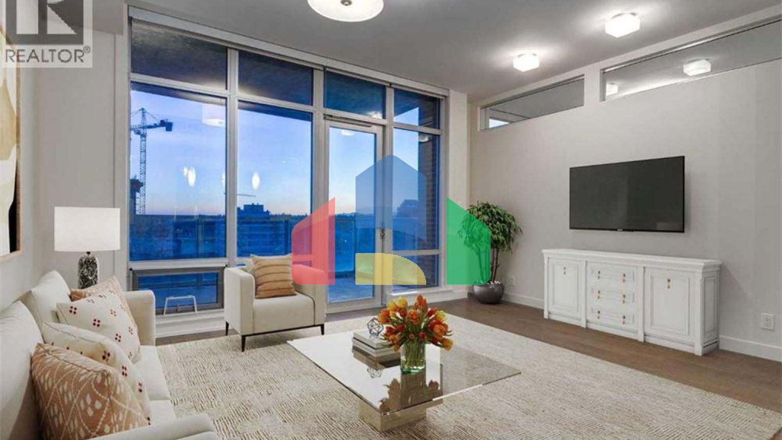 Residential - Single Family Home - Calgary, Canada - Canada