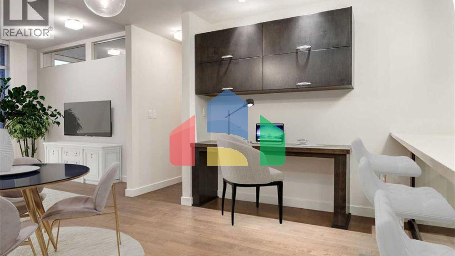 Residential - Single Family Home - Calgary, Canada - Canada