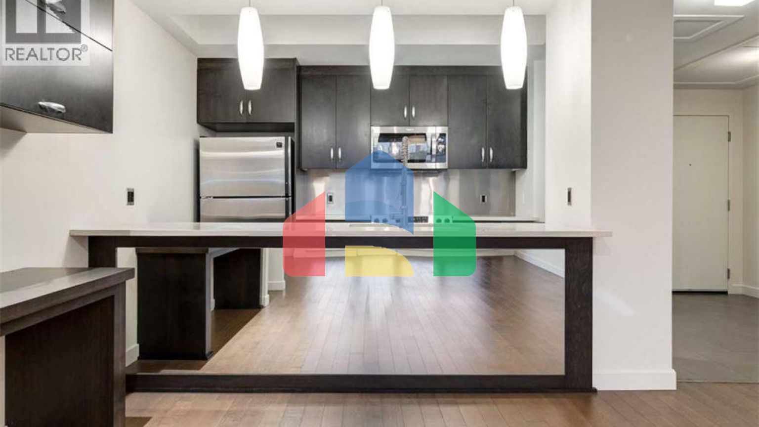 Residential - Single Family Home - Calgary, Canada - Canada