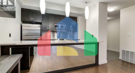 Residential - Single Family Home - Calgary, Canada - Canada