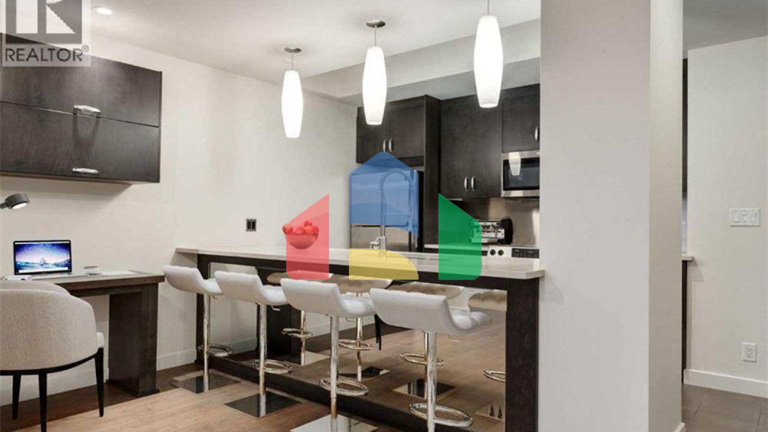 Residential - Single Family Home - Calgary, Canada - Canada