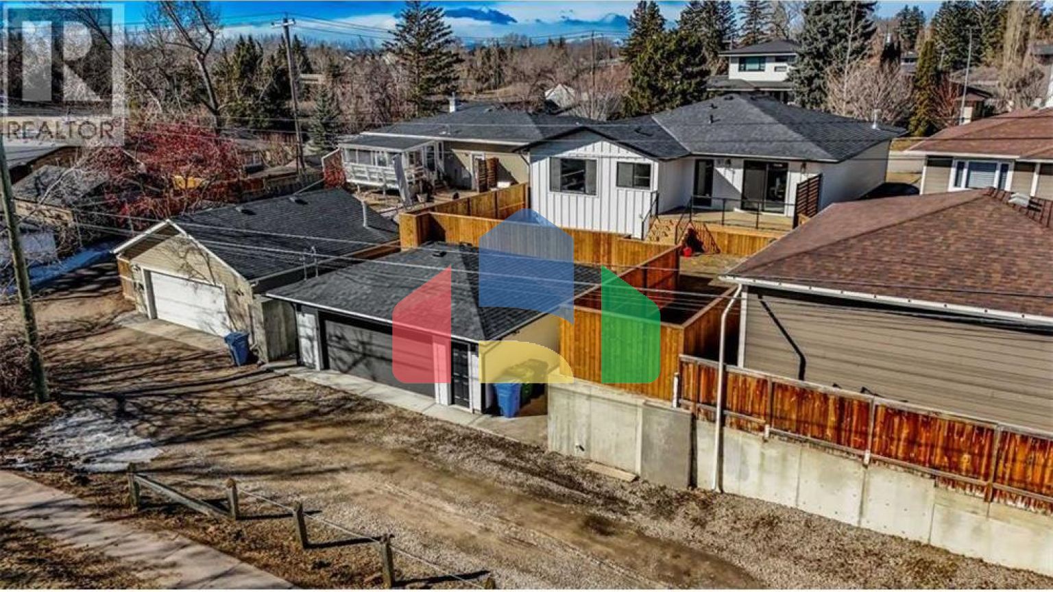 Residential - Single Family Home - Calgary, Canada - Canada