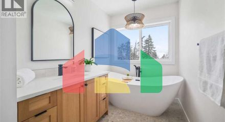 Residential - Single Family Home - Calgary, Canada - Canada