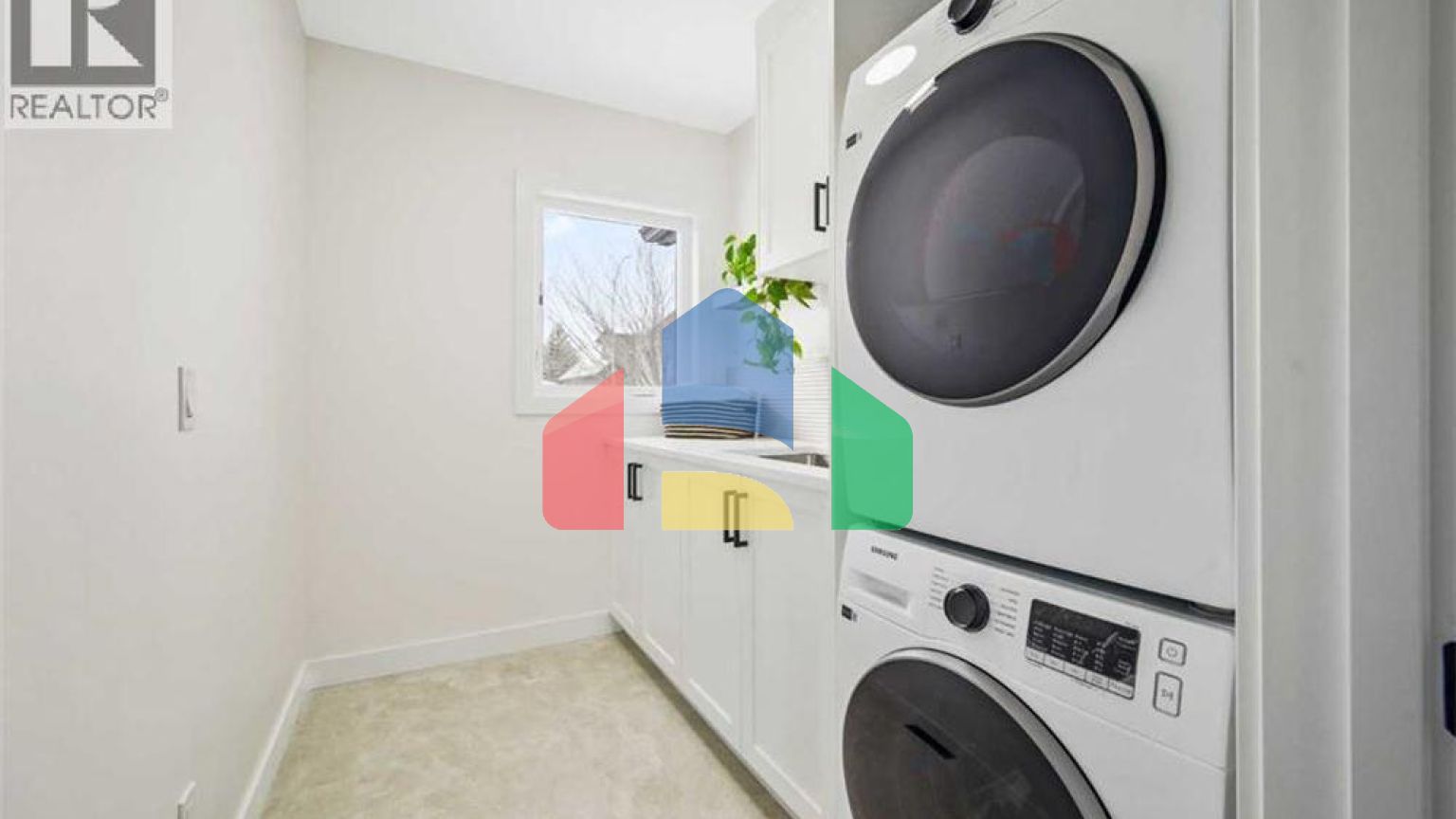 Residential - Single Family Home - Calgary, Canada - Canada