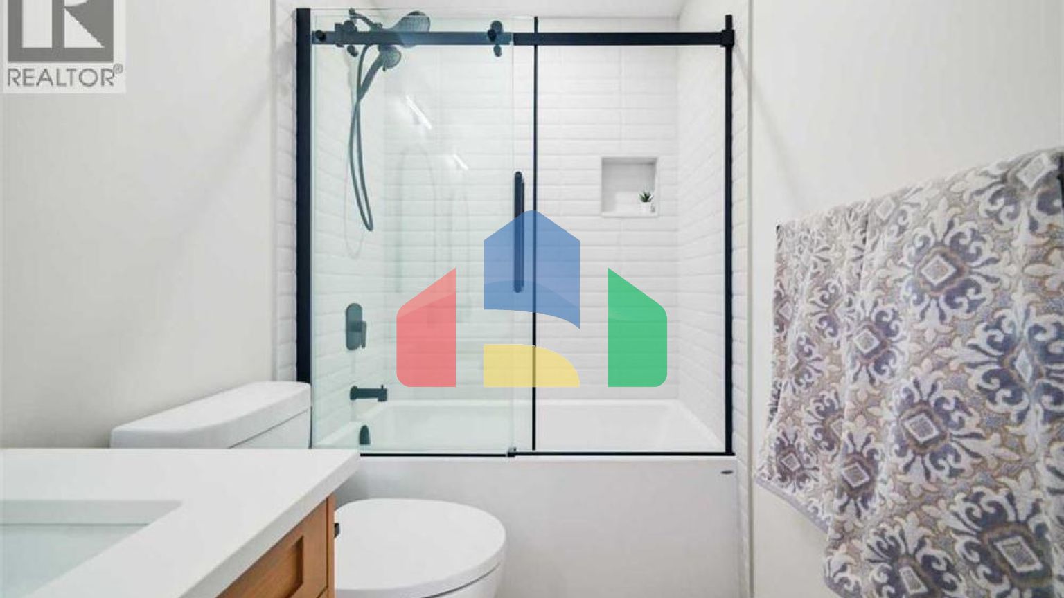 Residential - Single Family Home - Calgary, Canada - Canada