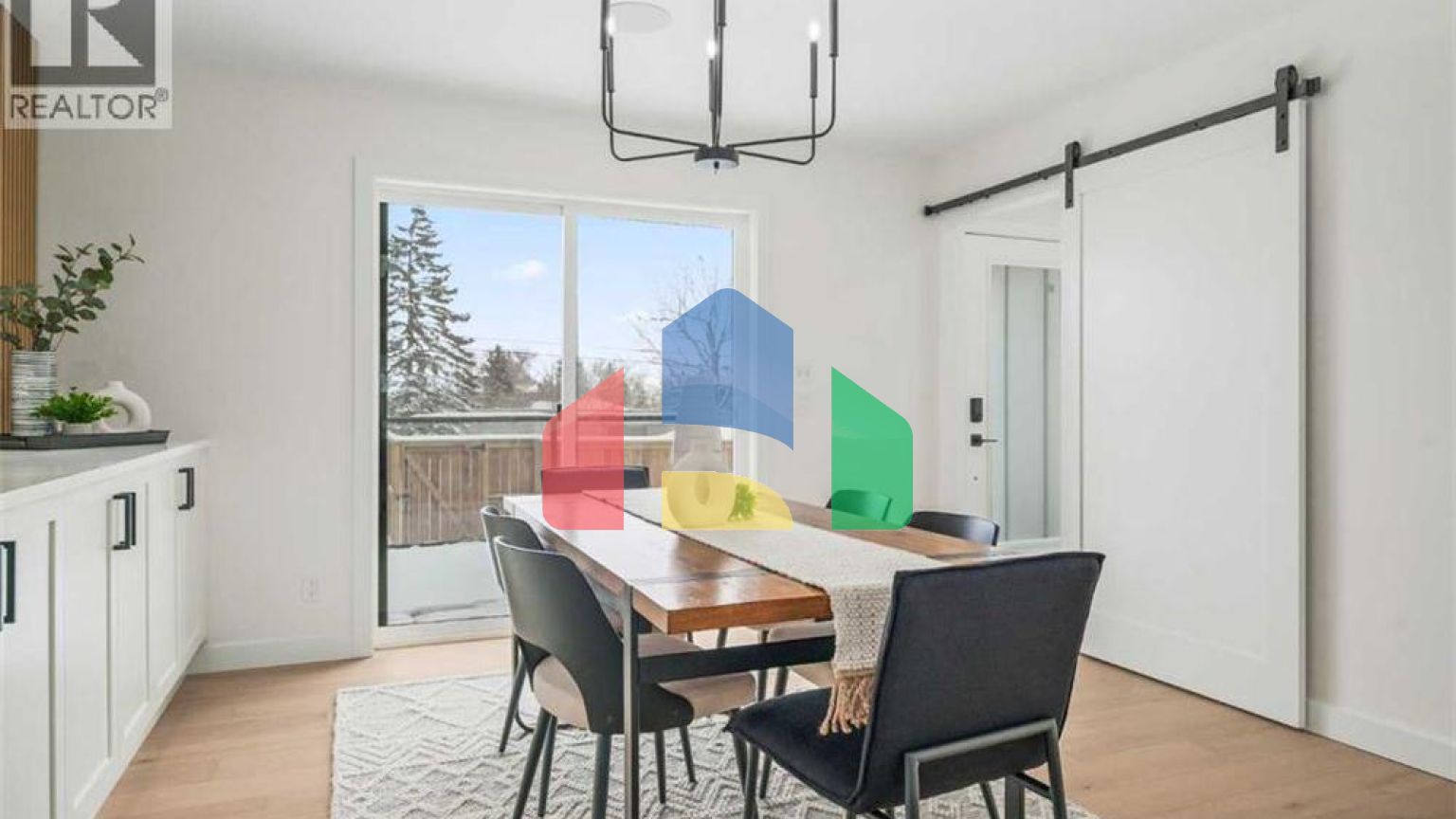 Residential - Single Family Home - Calgary, Canada - Canada