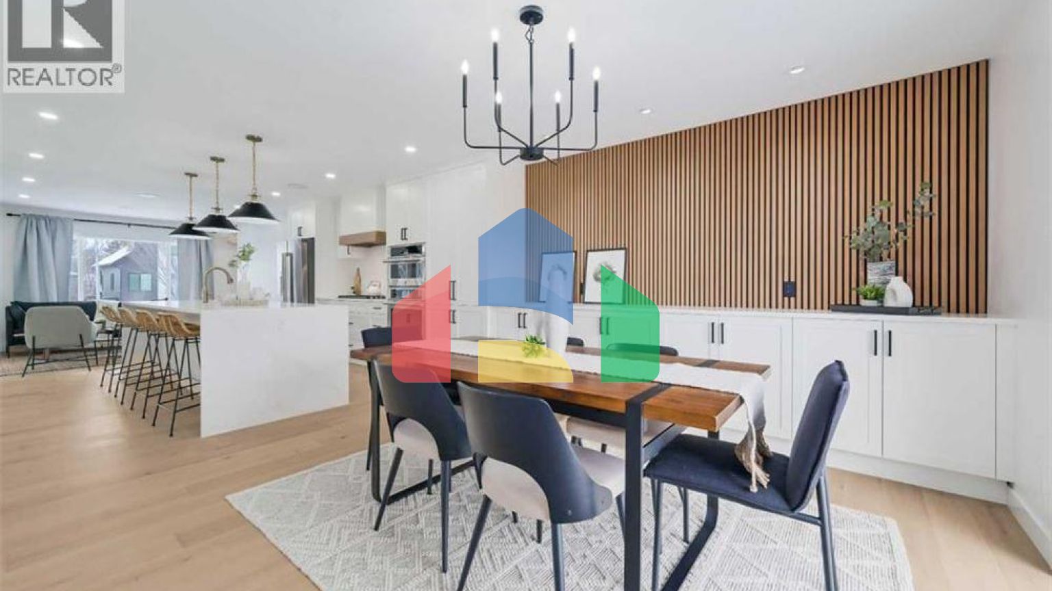 Residential - Single Family Home - Calgary, Canada - Canada