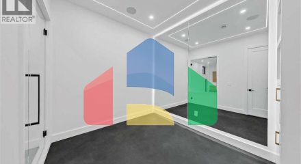 Residential - Single Family Home - Calgary, Canada - Canada