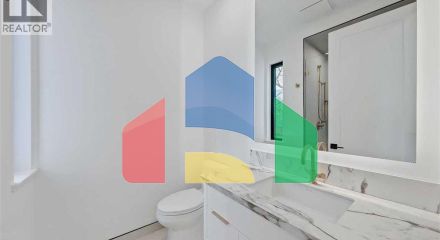 Residential - Single Family Home - Calgary, Canada - Canada