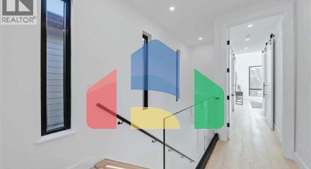 Residential - Single Family Home - Calgary, Canada - Canada