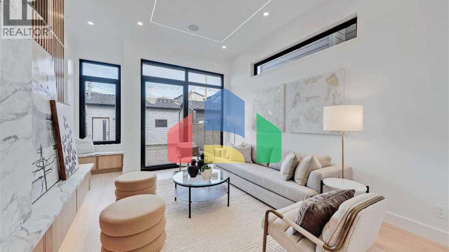 Residential - Single Family Home - Calgary, Canada - Canada