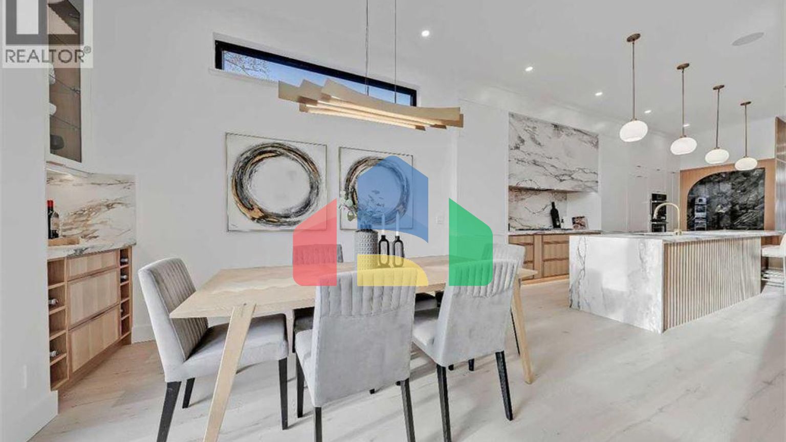 Residential - Single Family Home - Calgary, Canada - Canada