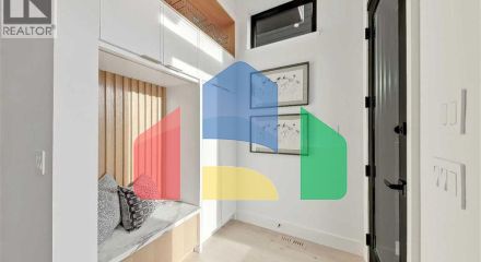 Residential - Single Family Home - Calgary, Canada - Canada