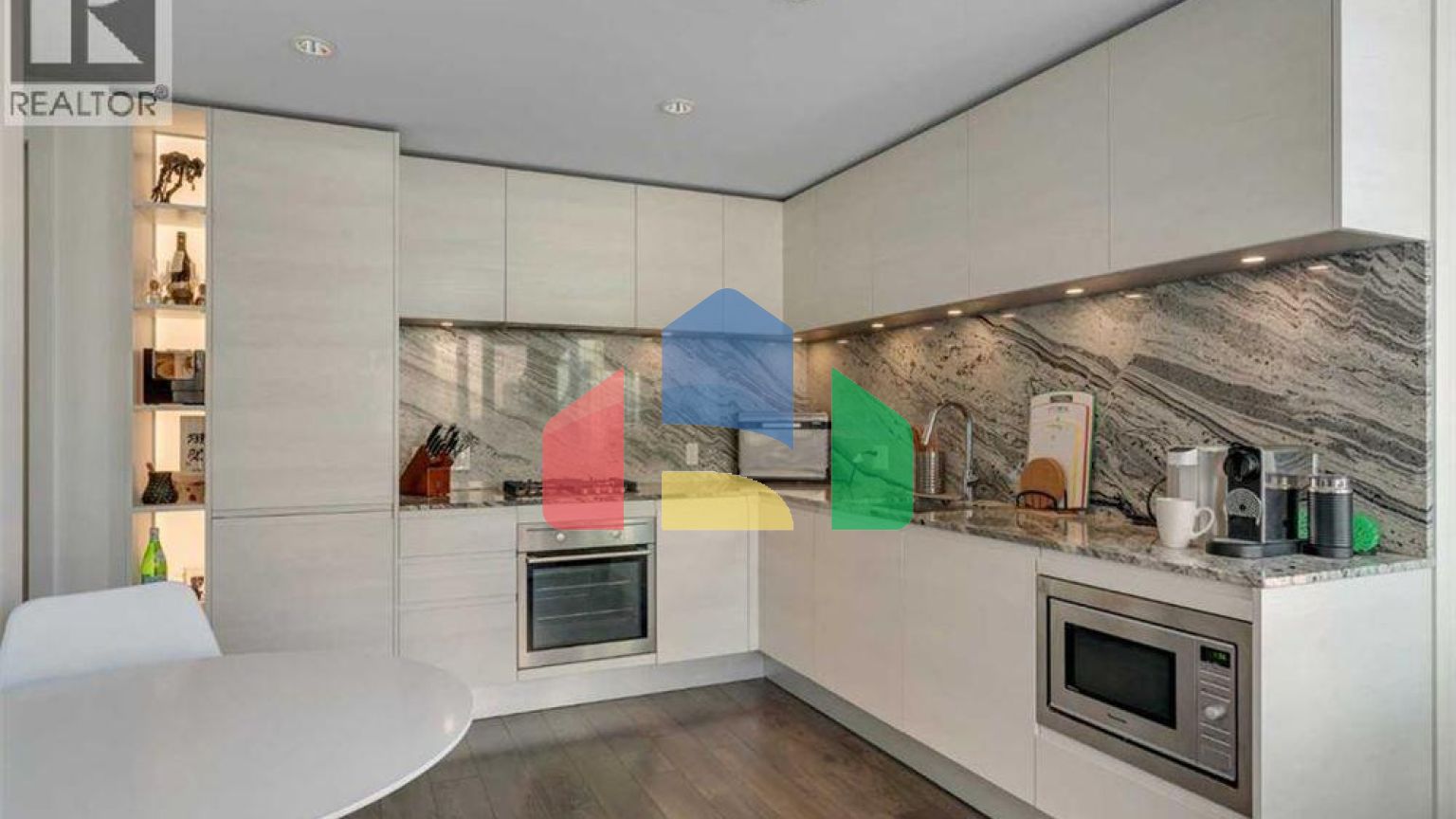 Residential - Condo/Apartment - Calgary, Canada - Canada