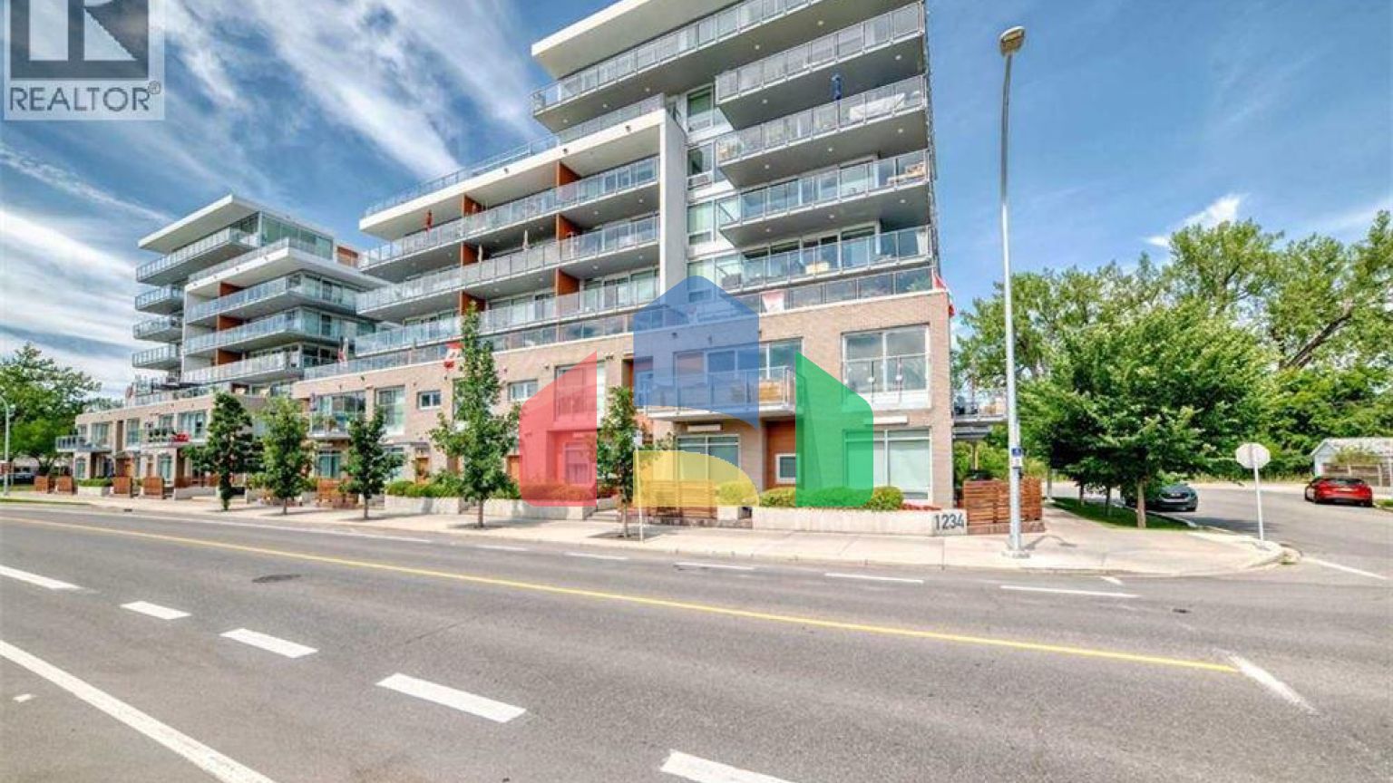 Residential - Townhouse - Calgary, Canada - Canada