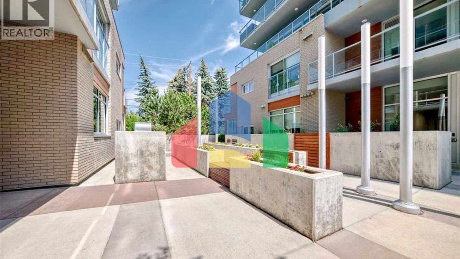 Residential - Townhouse - Calgary, Canada - Canada