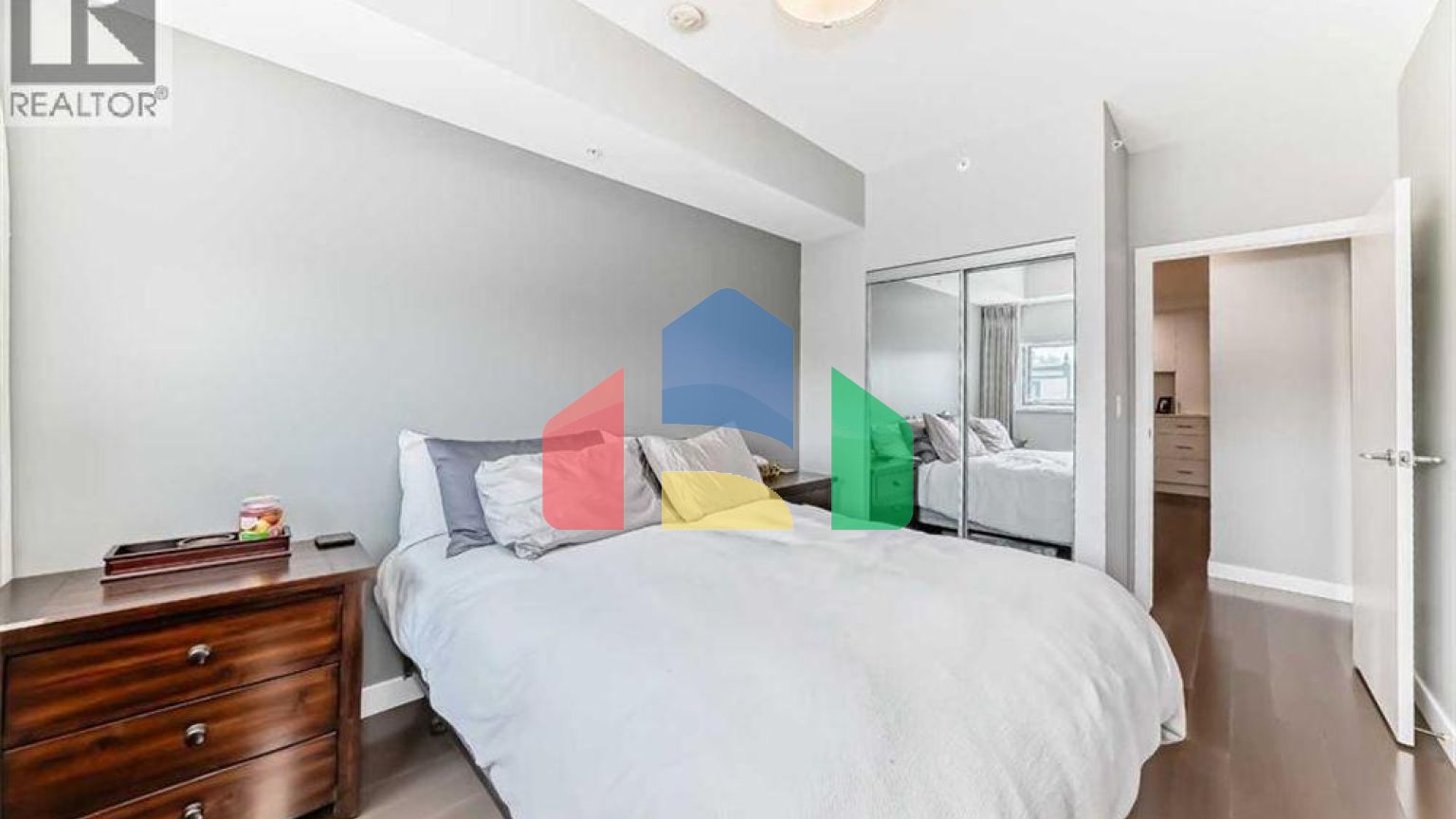 Residential - Townhouse - Calgary, Canada - Canada