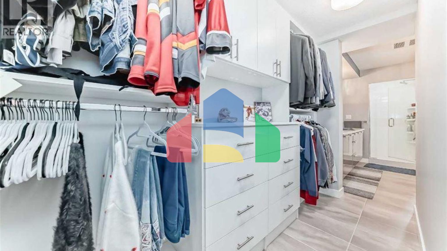 Residential - Townhouse - Calgary, Canada - Canada