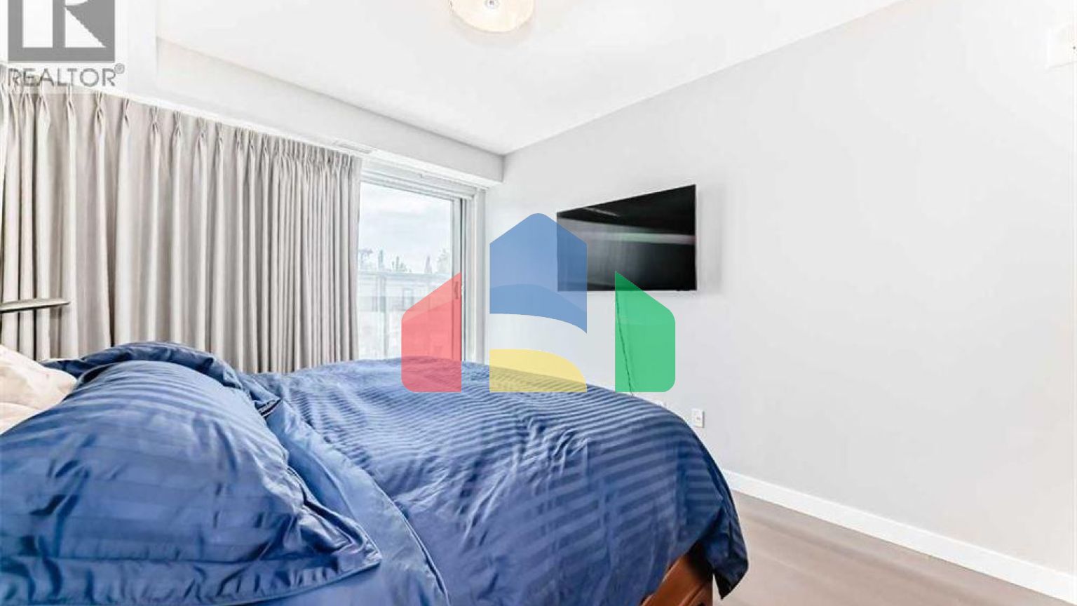 Residential - Townhouse - Calgary, Canada - Canada