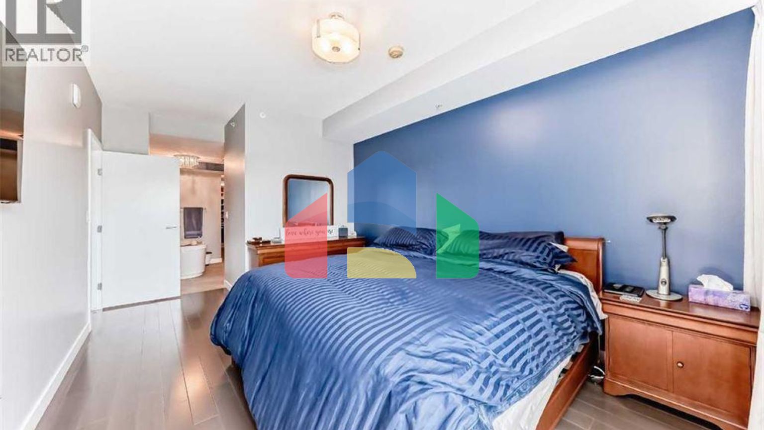 Residential - Townhouse - Calgary, Canada - Canada