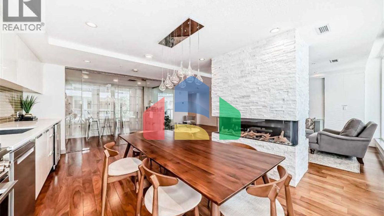 Residential - Townhouse - Calgary, Canada - Canada