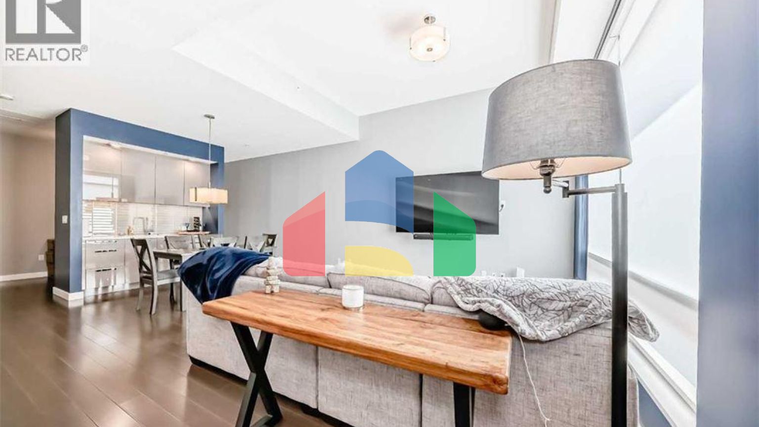 Residential - Townhouse - Calgary, Canada - Canada