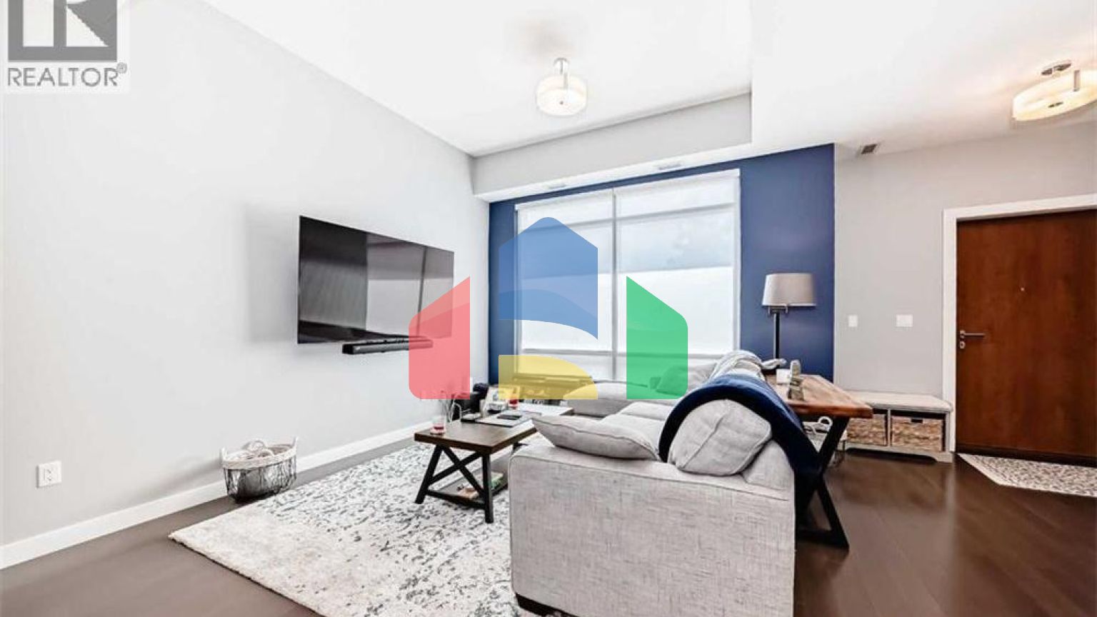 Residential - Townhouse - Calgary, Canada - Canada